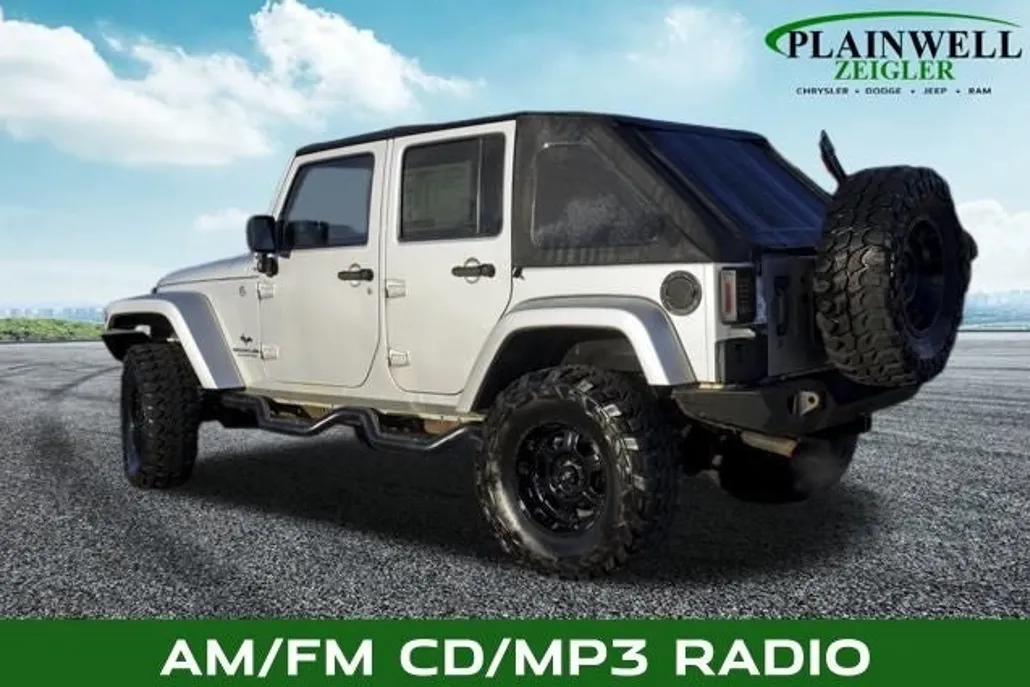 2009 Jeep Wrangler Unlimited Sahara photo 1
