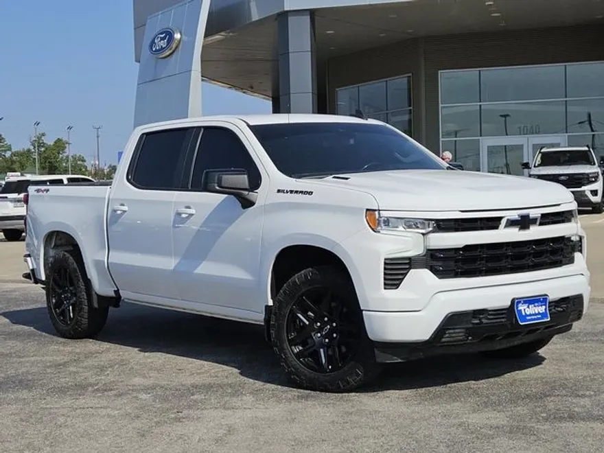 2022 Chevrolet Silverado 1500 RST photo 1