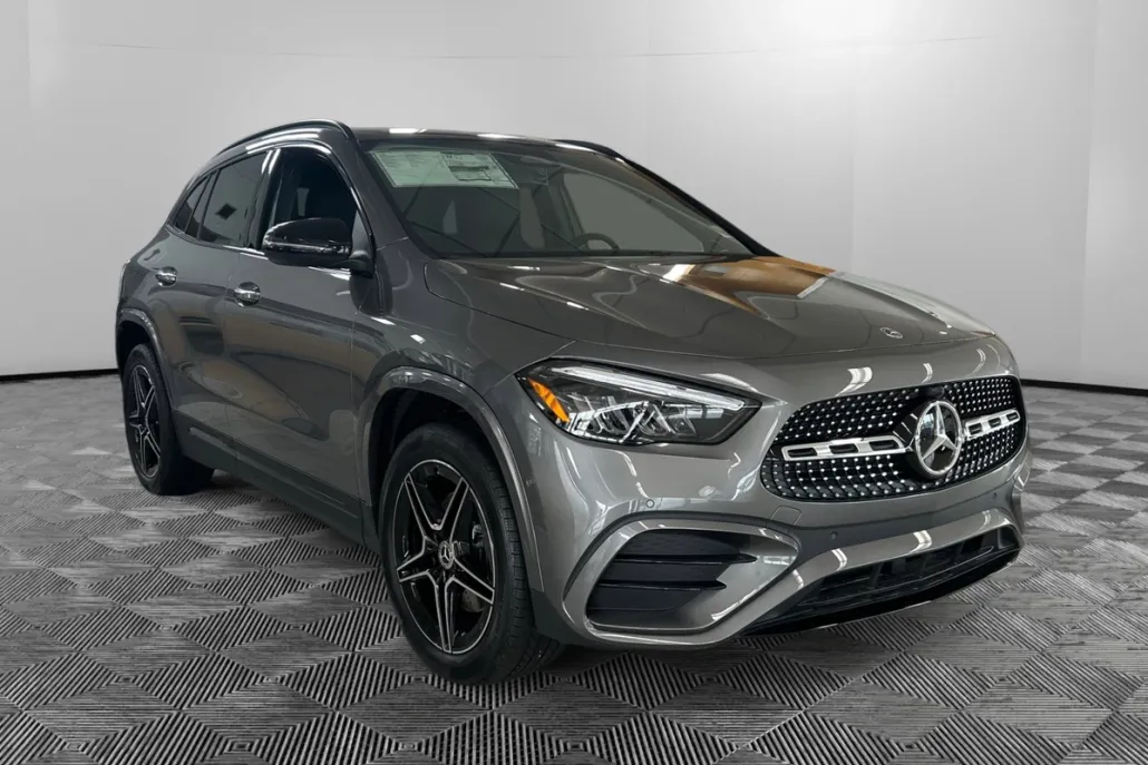 2025 Mercedes Benz GLA 250 4MATIC photo 1