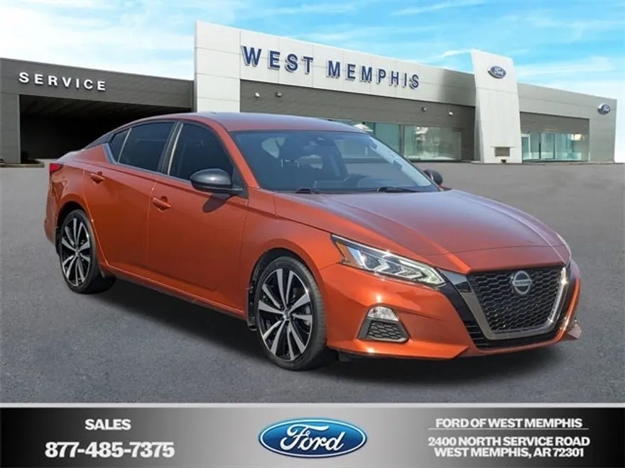 2021 Nissan Altima 2.5 SR photo 1