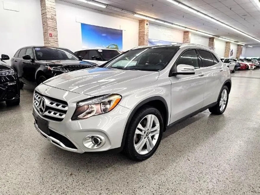 2018 Mercedes Benz GLA 250 4MATIC photo 1