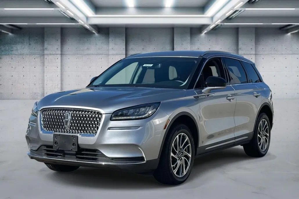 2022 Lincoln Corsair Standard photo 1