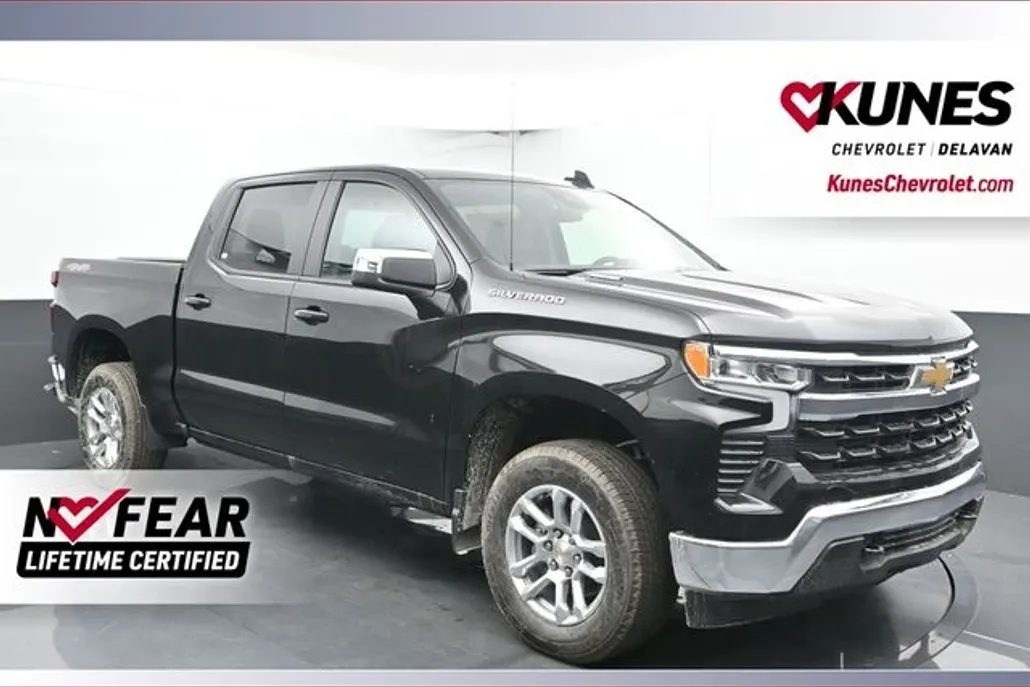 2026 Chevrolet Silverado 1500 LT photo 1