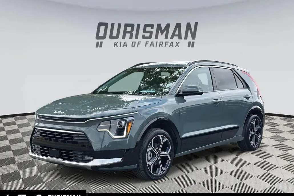 2023 Kia Niro EX Touring photo 1