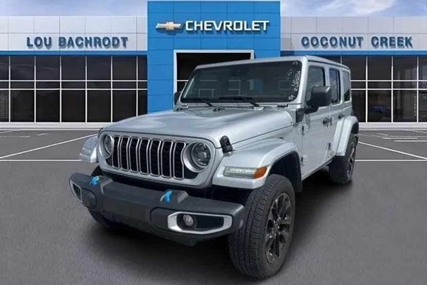 2024 Jeep Wrangler 4xe Sahara photo 1