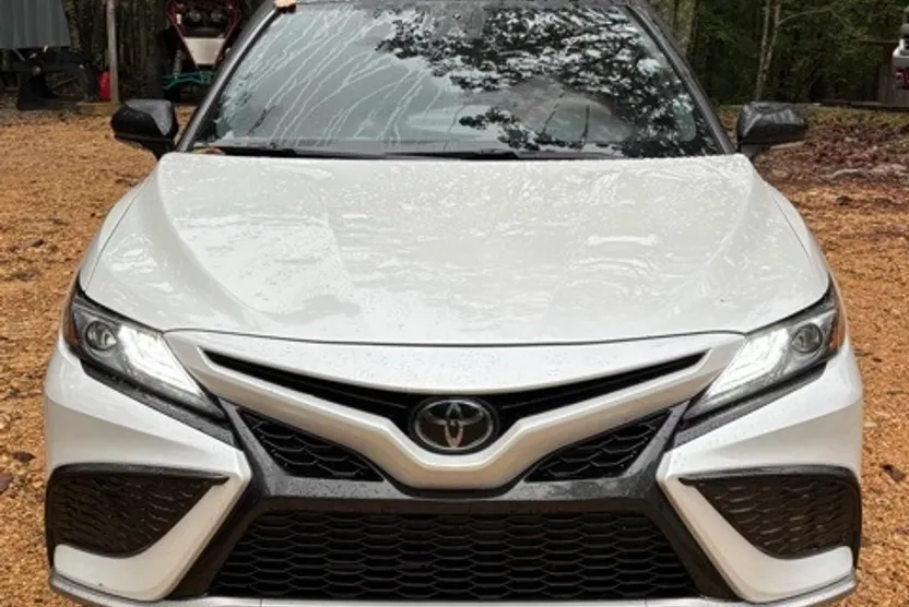2022 Toyota Camry XSE photo 1