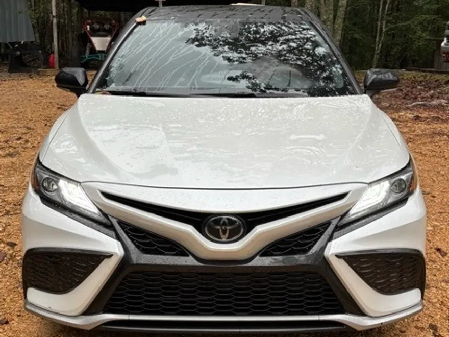 2022 Toyota Camry XSE photo 1