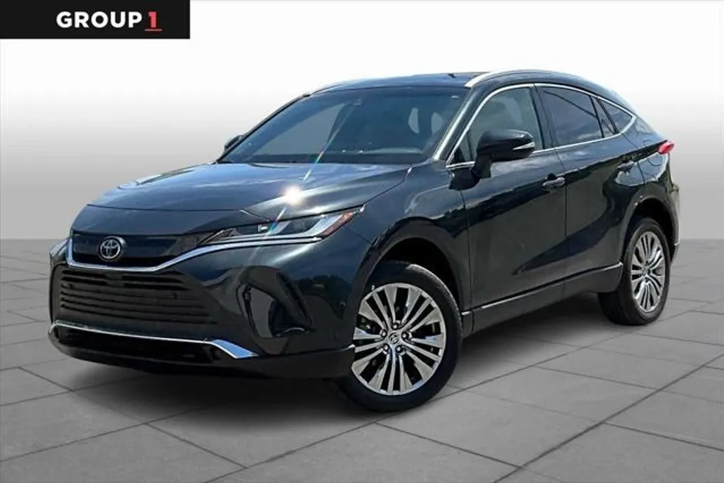 2022 Toyota Venza XLE photo 1