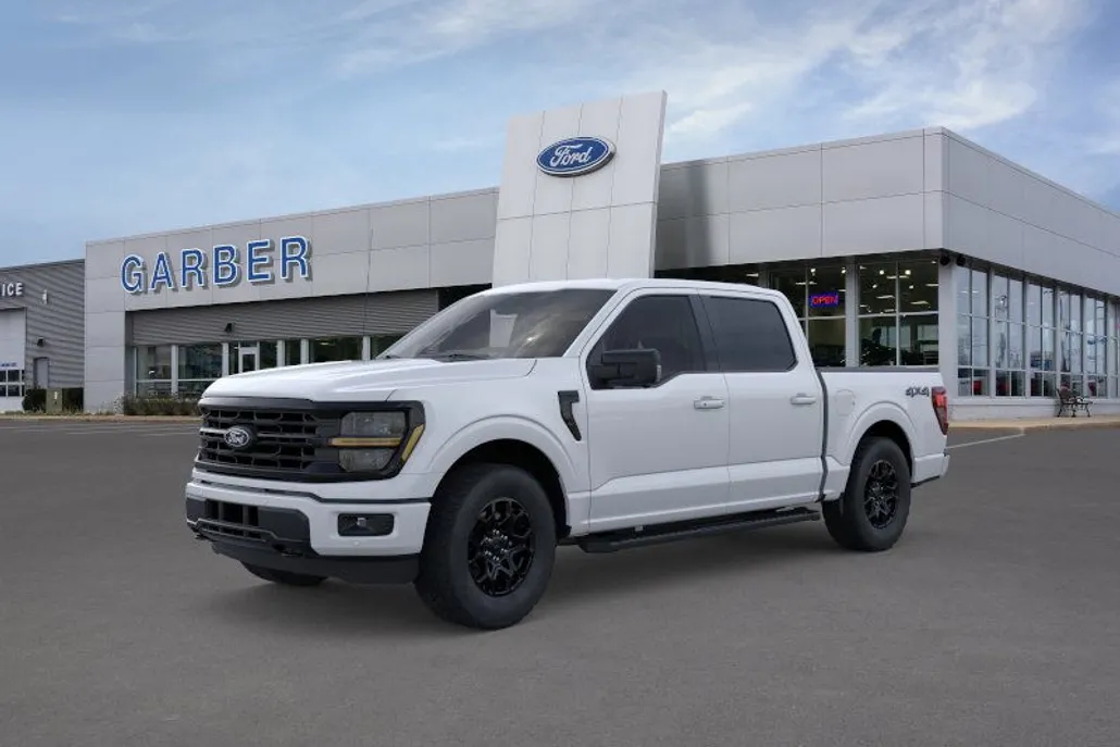 2025 Ford F-150 XLT photo 1