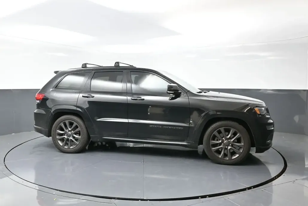 2018 Jeep Grand Cherokee Overland High Altitude photo 1