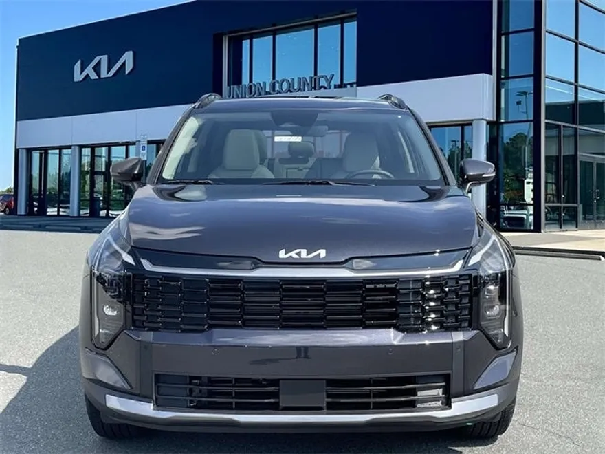 2026 Kia Sportage EX photo 1