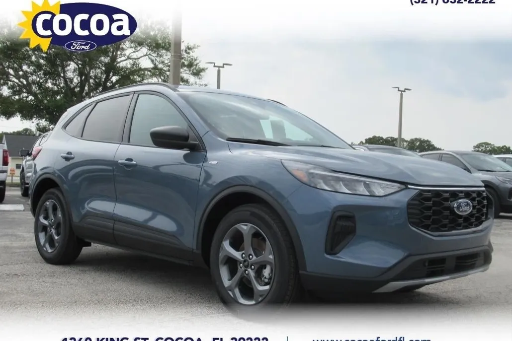 2025 Ford Escape ST-Line photo 1