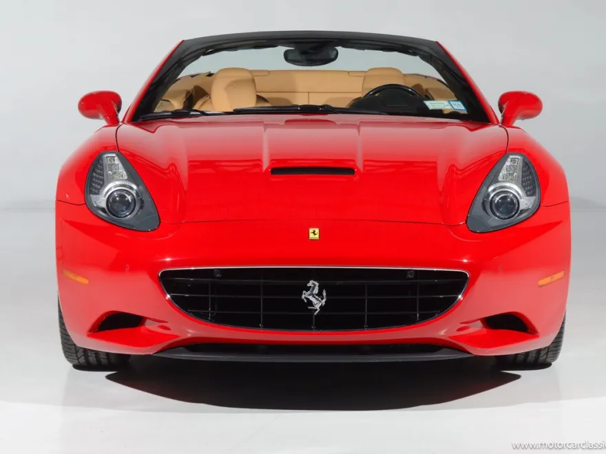 2010 Ferrari California photo 2