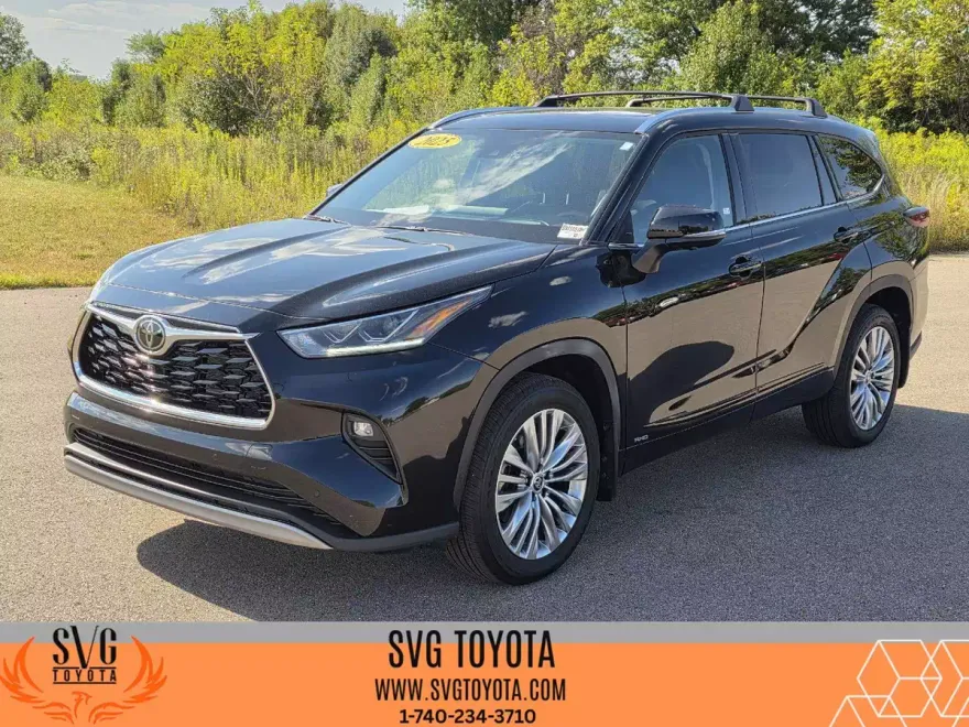 2025 Toyota Highlander Hybrid Platinum photo 1