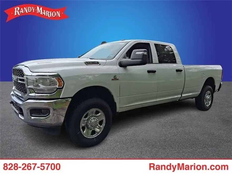 2023 Ram 3500 Tradesman photo 1