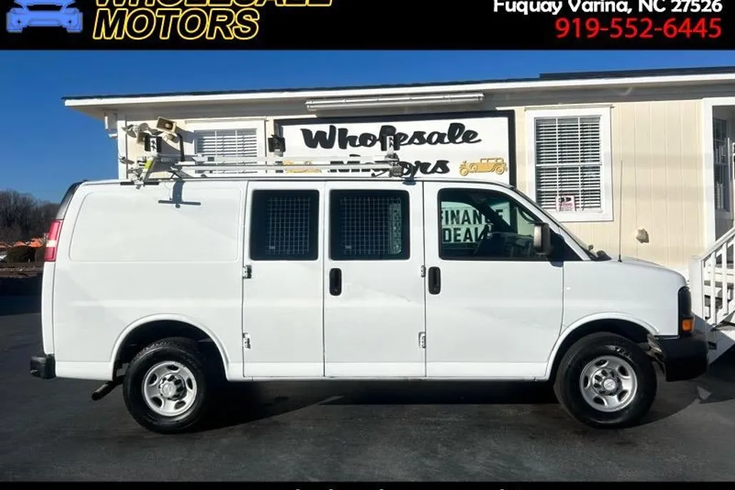 2015 Chevrolet Express 2500 Cargo photo 1