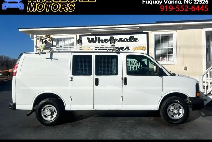 2015 Chevrolet Express 2500 Cargo photo 1