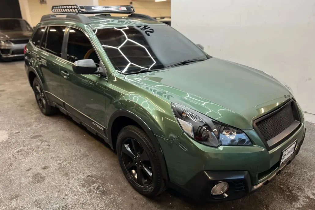2014 Subaru Outback 2.5i photo 1