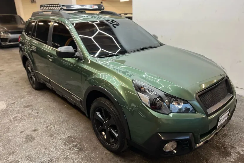 2014 Subaru Outback 2.5i photo 1