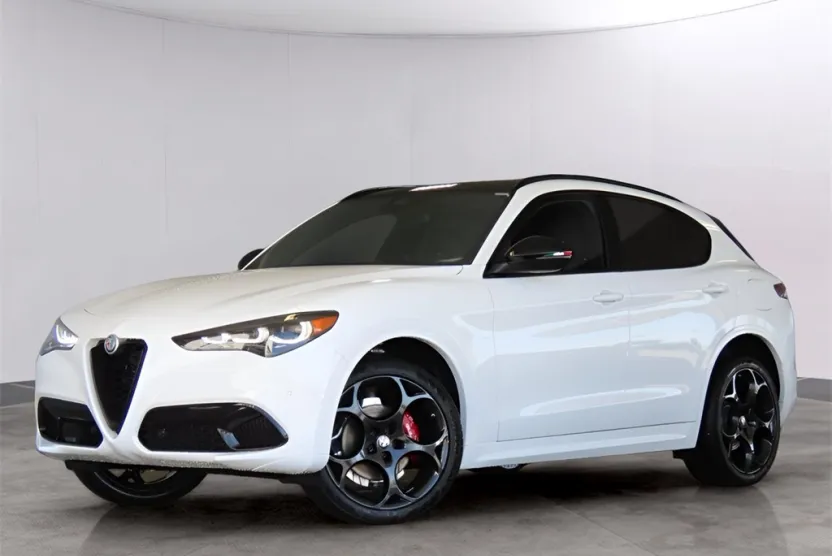2025 Alfa Romeo Stelvio Tributo Italiano photo 1