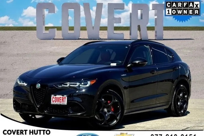 2024 Alfa Romeo Stelvio Tributo Italiano photo 1