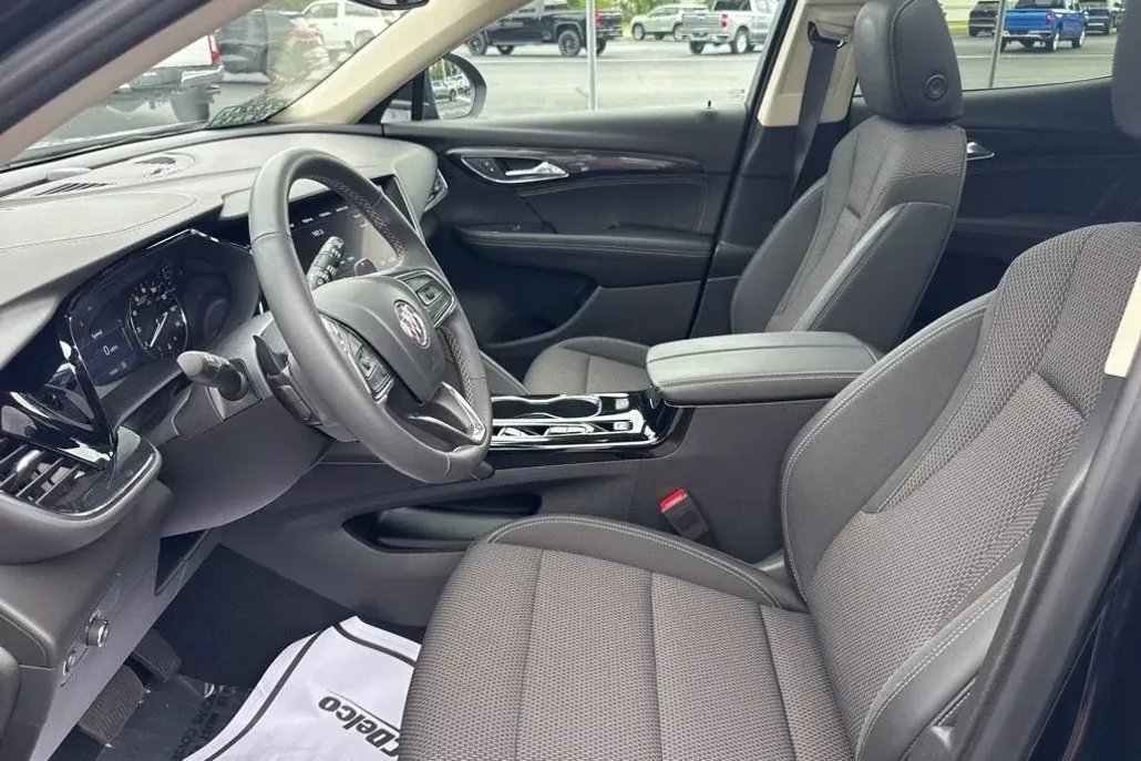 2022 Buick Envision Preferred photo 1