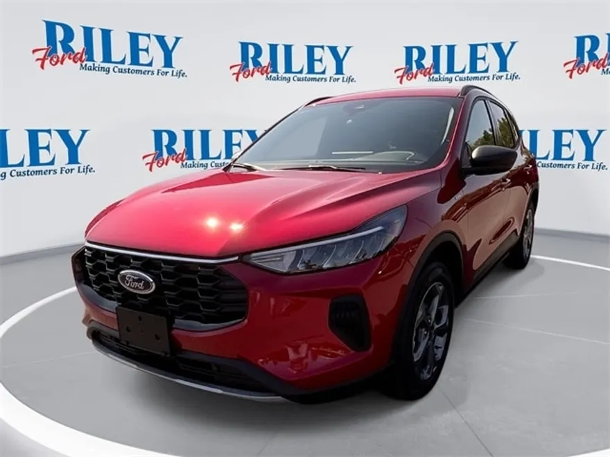 2025 Ford Escape ST-Line photo 1