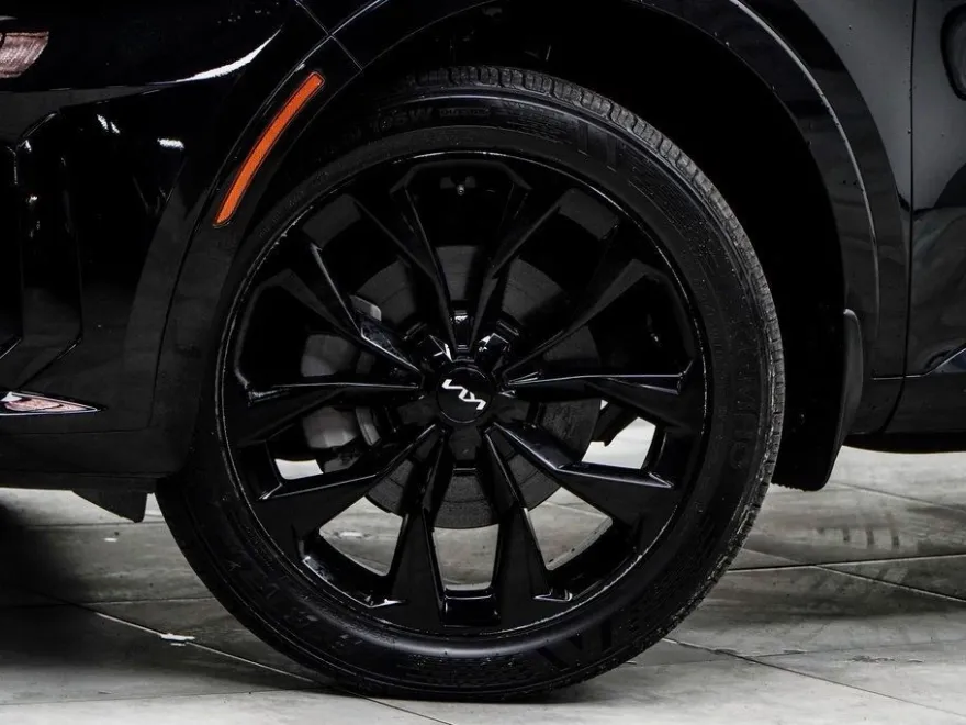 2022 Kia Sorento SX photo 1