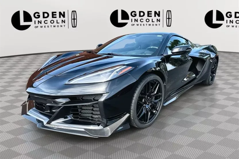 2025 Chevrolet Corvette Z06 3LZ photo 1