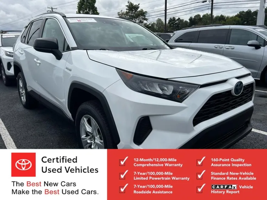 2020 Toyota RAV4 Hybrid LE photo 1