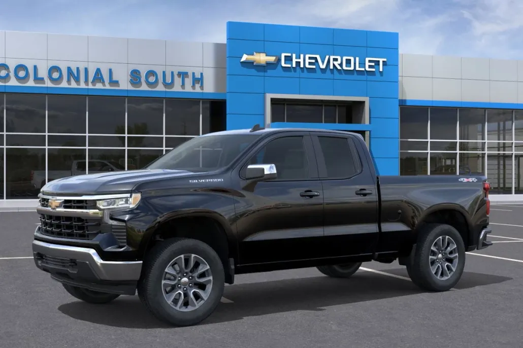 2025 Chevrolet Silverado 1500 LT photo 1