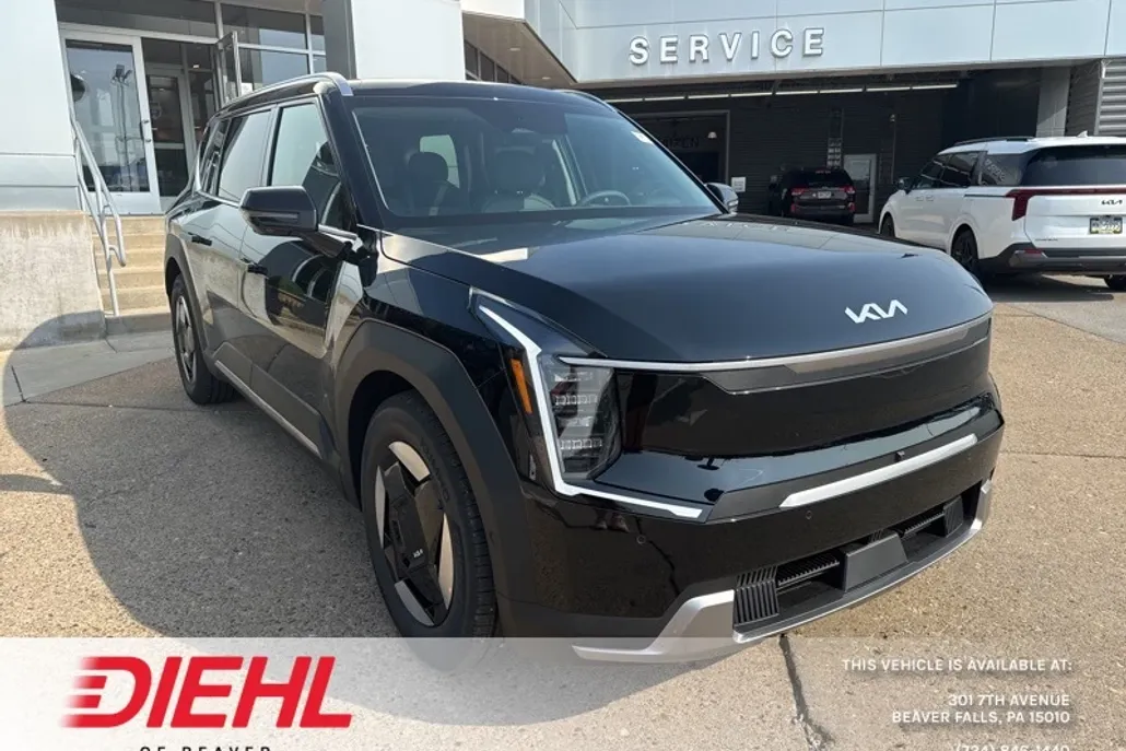 2026 Kia EV9 Wind photo 1