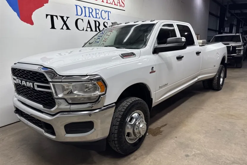 2020 Ram 3500 Tradesman photo 1