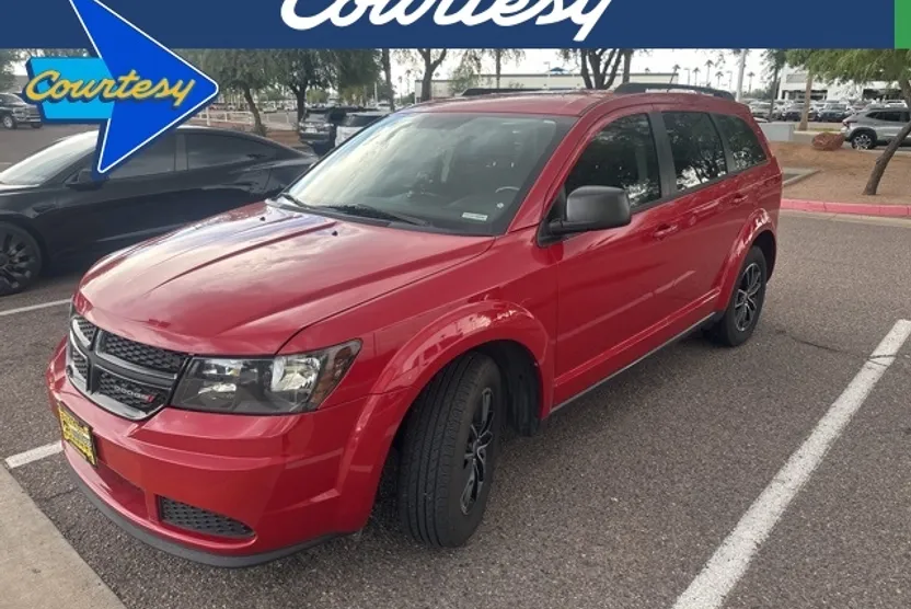 2018 Dodge Journey SE photo 1