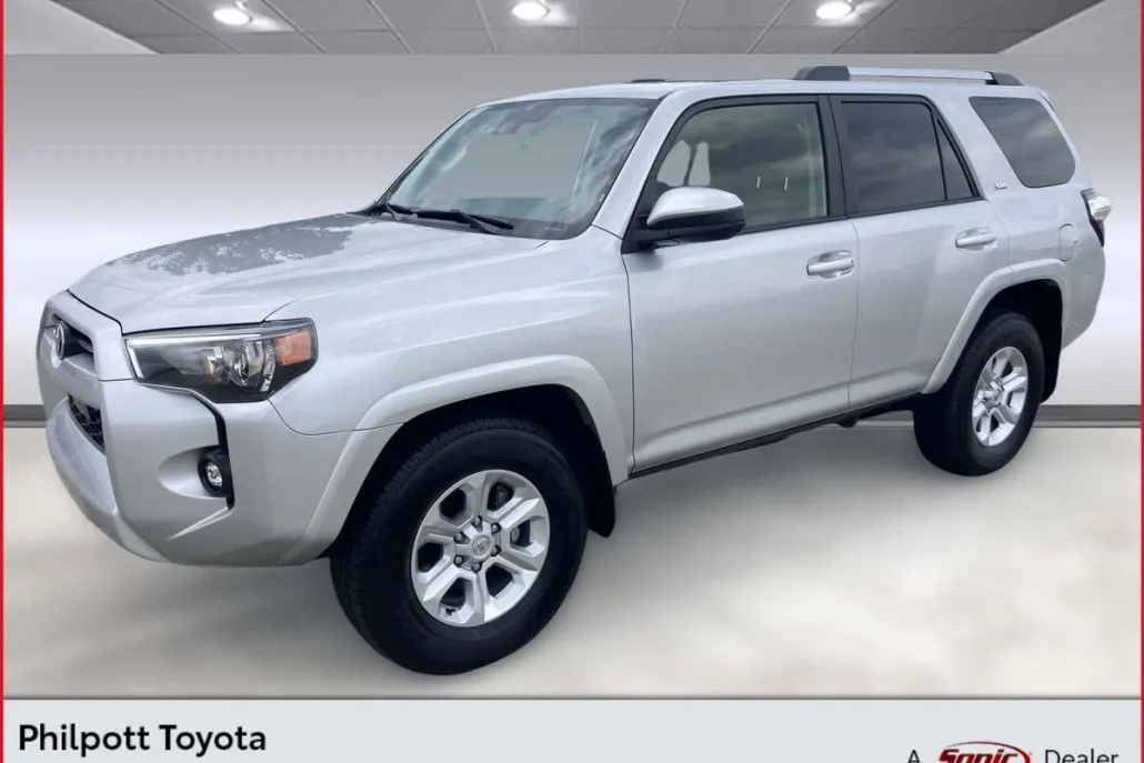 2024 Toyota 4Runner SR5 photo 1