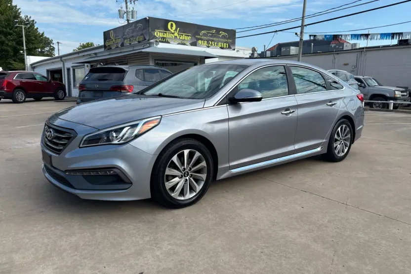 2015 Hyundai Sonata Limited Sport photo 1
