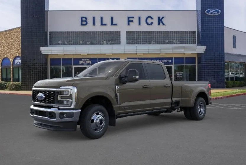 2026 Ford F-350 Lariat photo 1