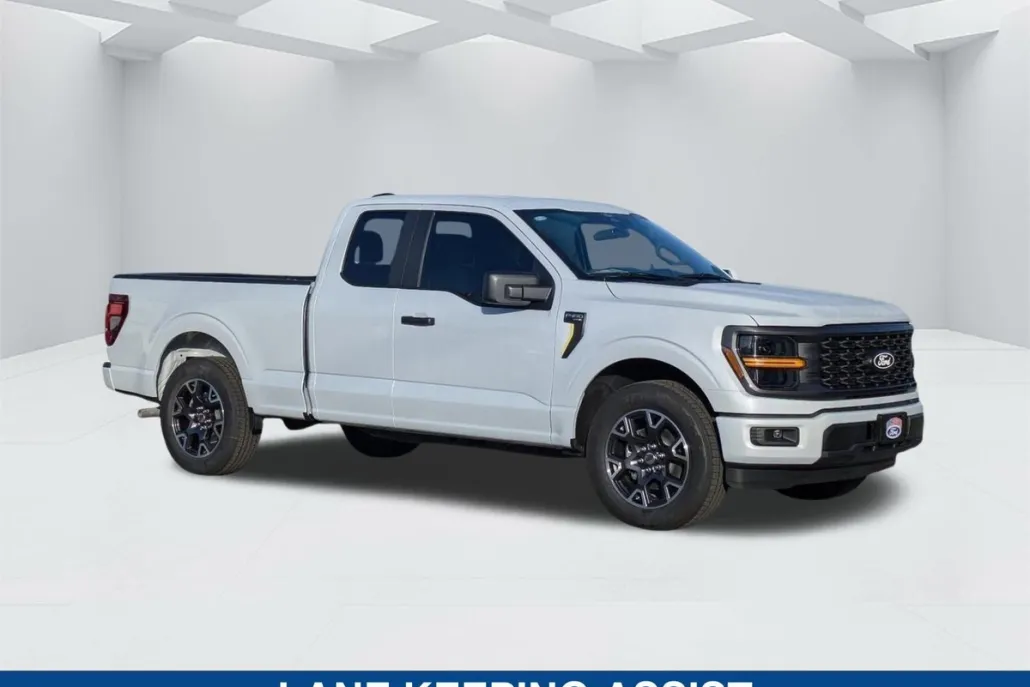 2025 Ford F-150 STX photo 1