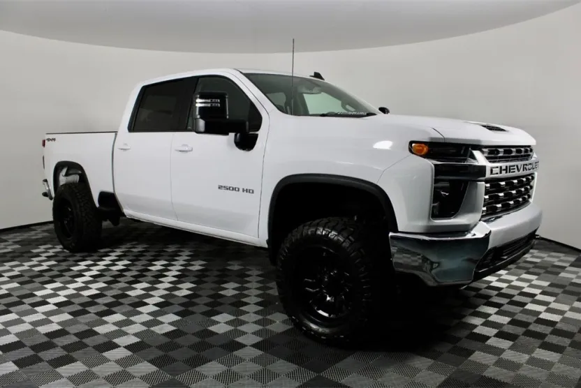 2021 Chevrolet Silverado 2500HD LT photo 1