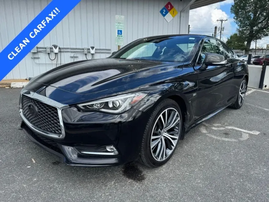 2019 Infiniti Q60 3.0t Luxe photo 1