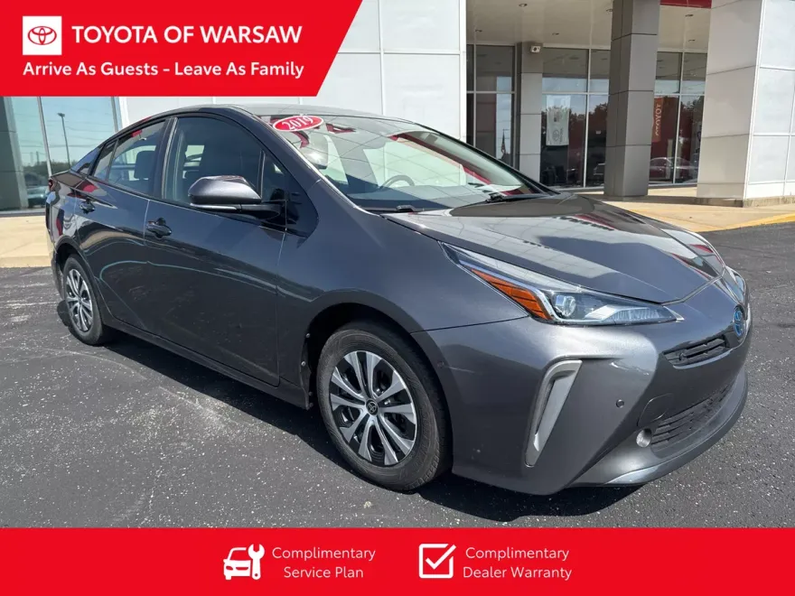 2019 Toyota Prius XLE AWD-e photo 1