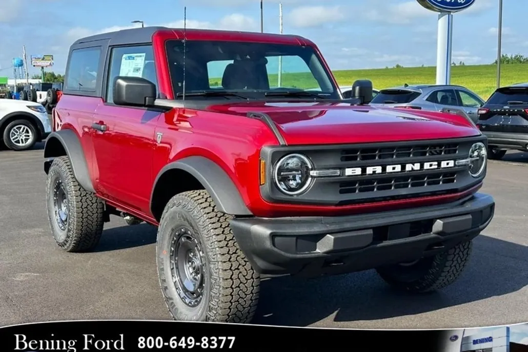 2025 Ford Bronco Base photo 1
