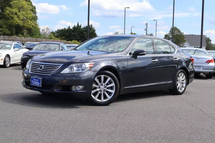 2011 Lexus LS 460 Luxury AWD photo 1