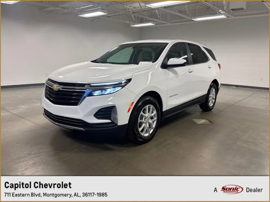 2024 Chevrolet Equinox LT photo 1