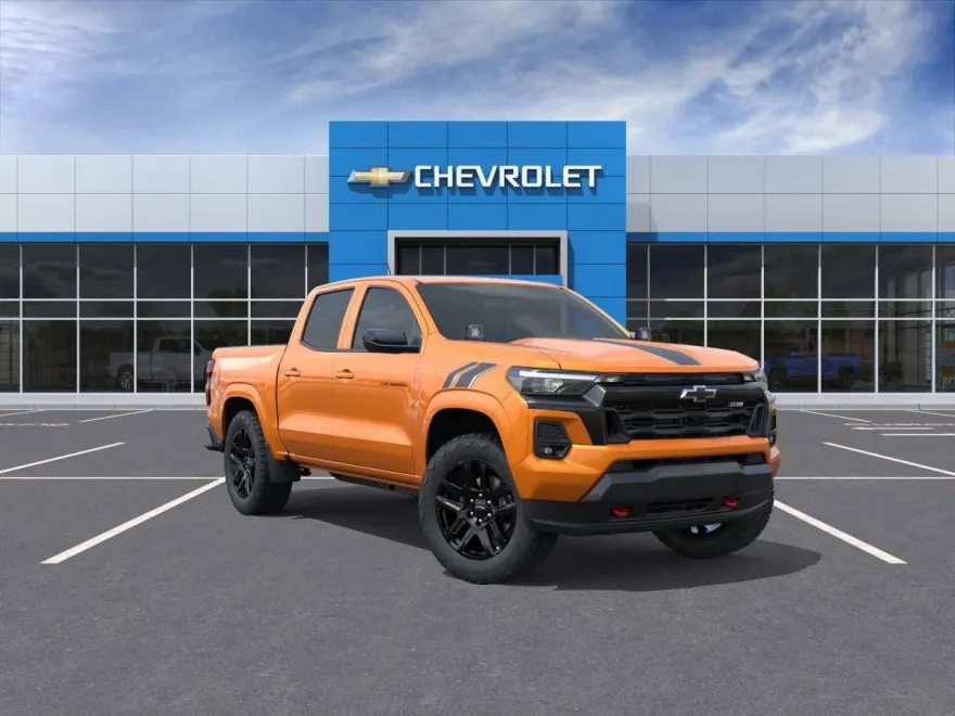 2025 Chevrolet Colorado Z71 photo 1