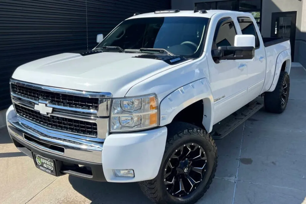 2012 Chevrolet Silverado 2500HD LTZ photo 1