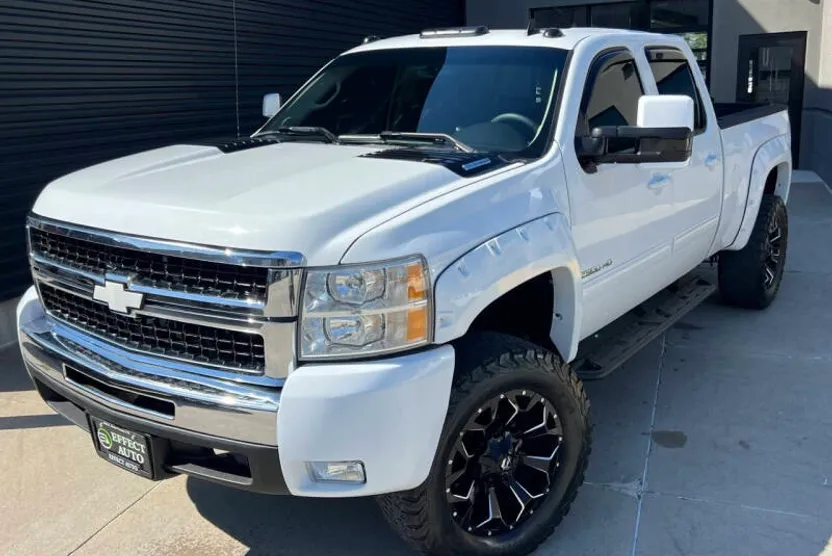 2012 Chevrolet Silverado 2500HD LTZ photo 1