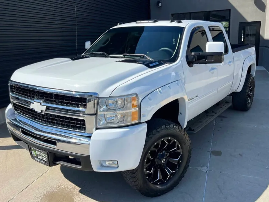 2012 Chevrolet Silverado 2500HD LTZ photo 1