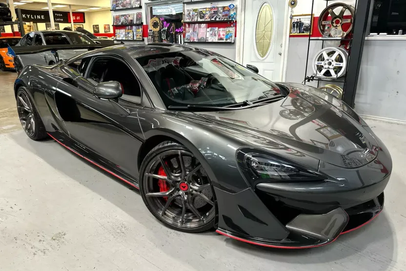 2017 Mclaren 570S photo 1