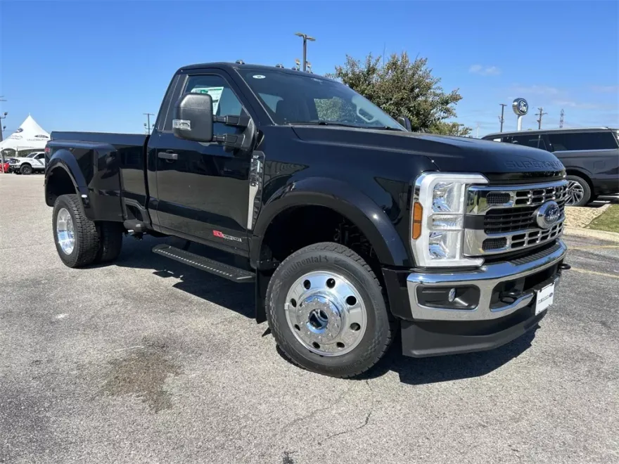 2026 Ford F-450 XLT photo 1
